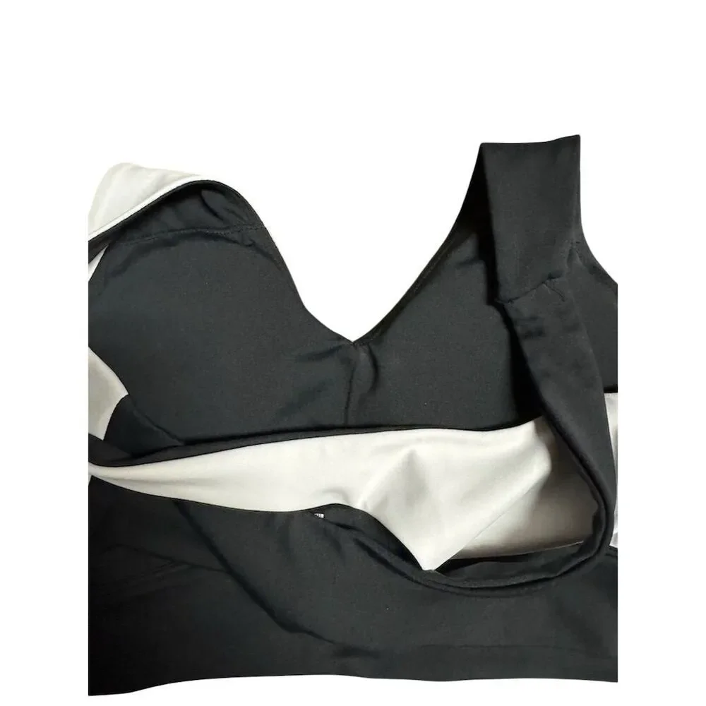 AllFenix Women's Colorblock Crisscross black and white Sports Bra Black Size S
